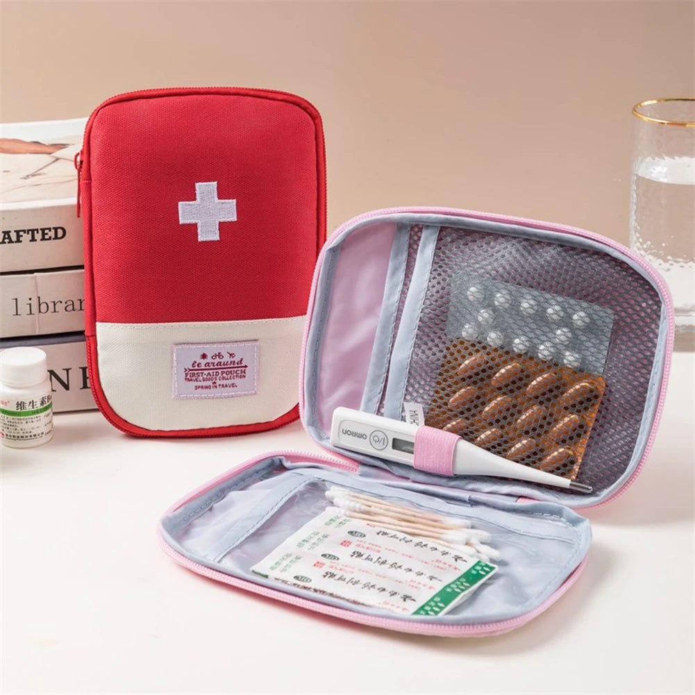 Portable First-Aid Pouch - Compact Emergency Medical Kit for Outdoor Adventures
